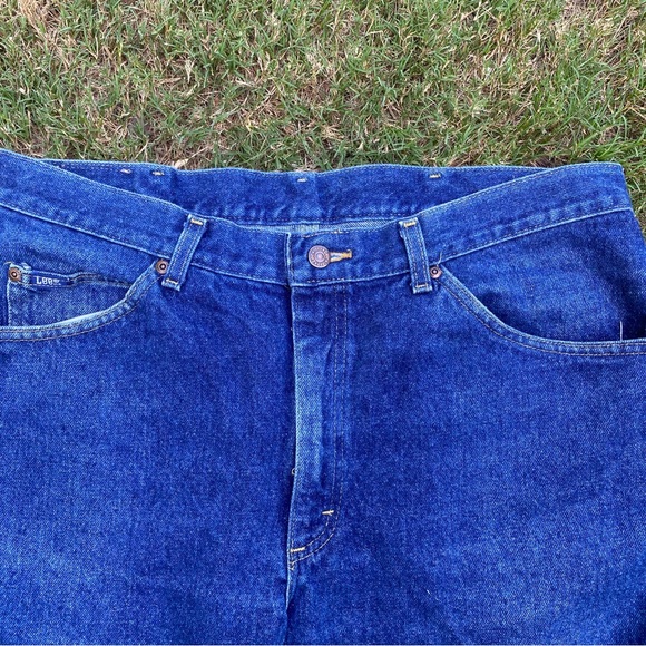 Vintage 90s Lee Jeans | Size 18W-20W | 38” Waist x 32” Inseam | Long Mom Jeans - Picture 10 of 16